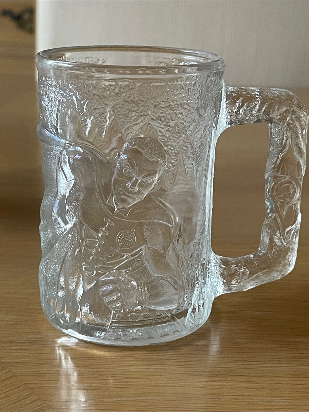 BATMAN FOREVER 1995 “ROBIN” Clear Textured Glass 3D Effect Character Mug